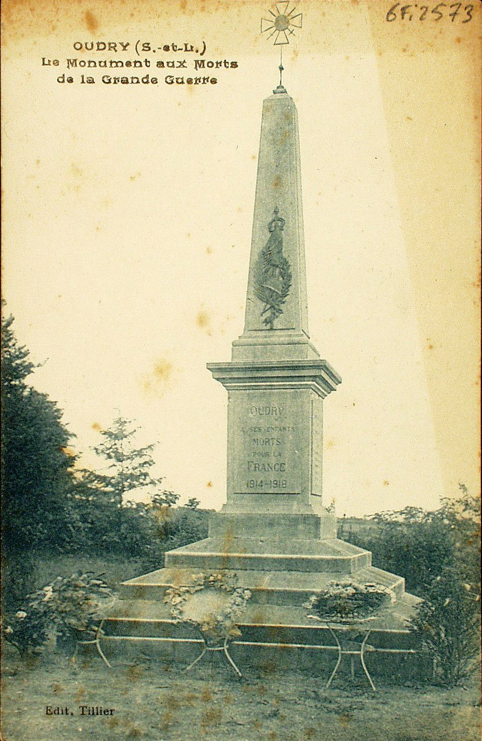 Oudry. Le monument aux morts de la grande guerre.