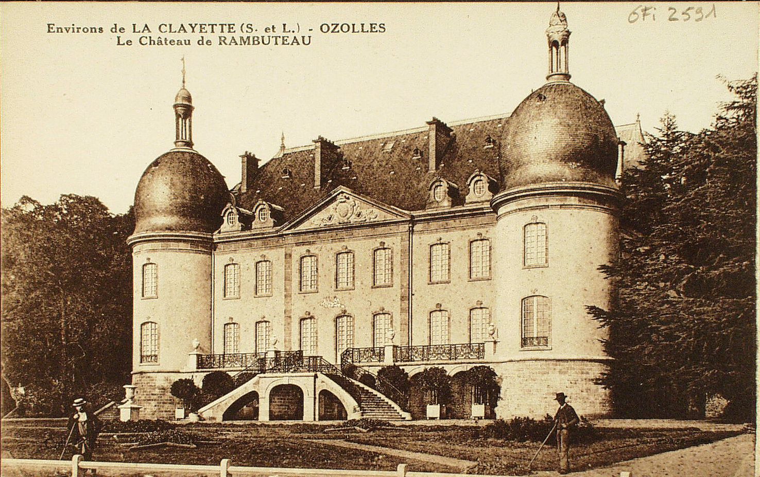 Environs de la Clayette. Ozolles. Le château de Rambuteau.