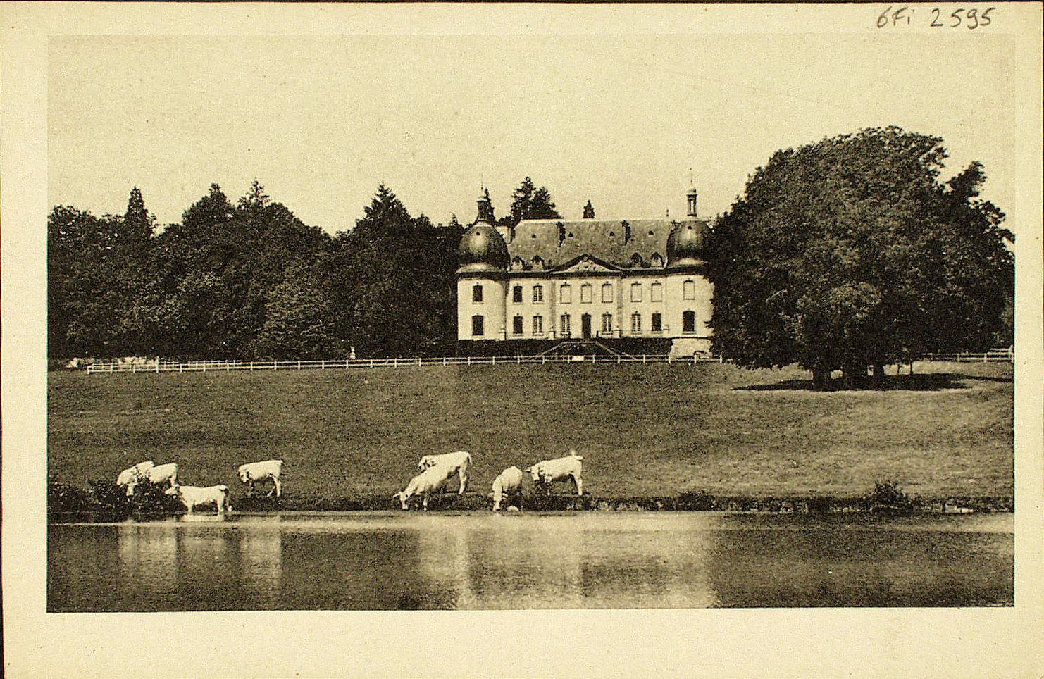 Château de Rambuteau. Par Ozolles. Téléphone : Ozolles 3