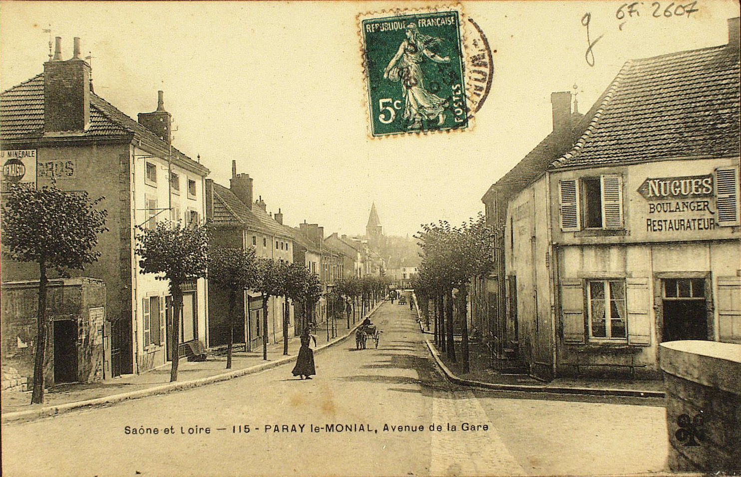 Paray-le-Monial. Avenue de la Gare.
