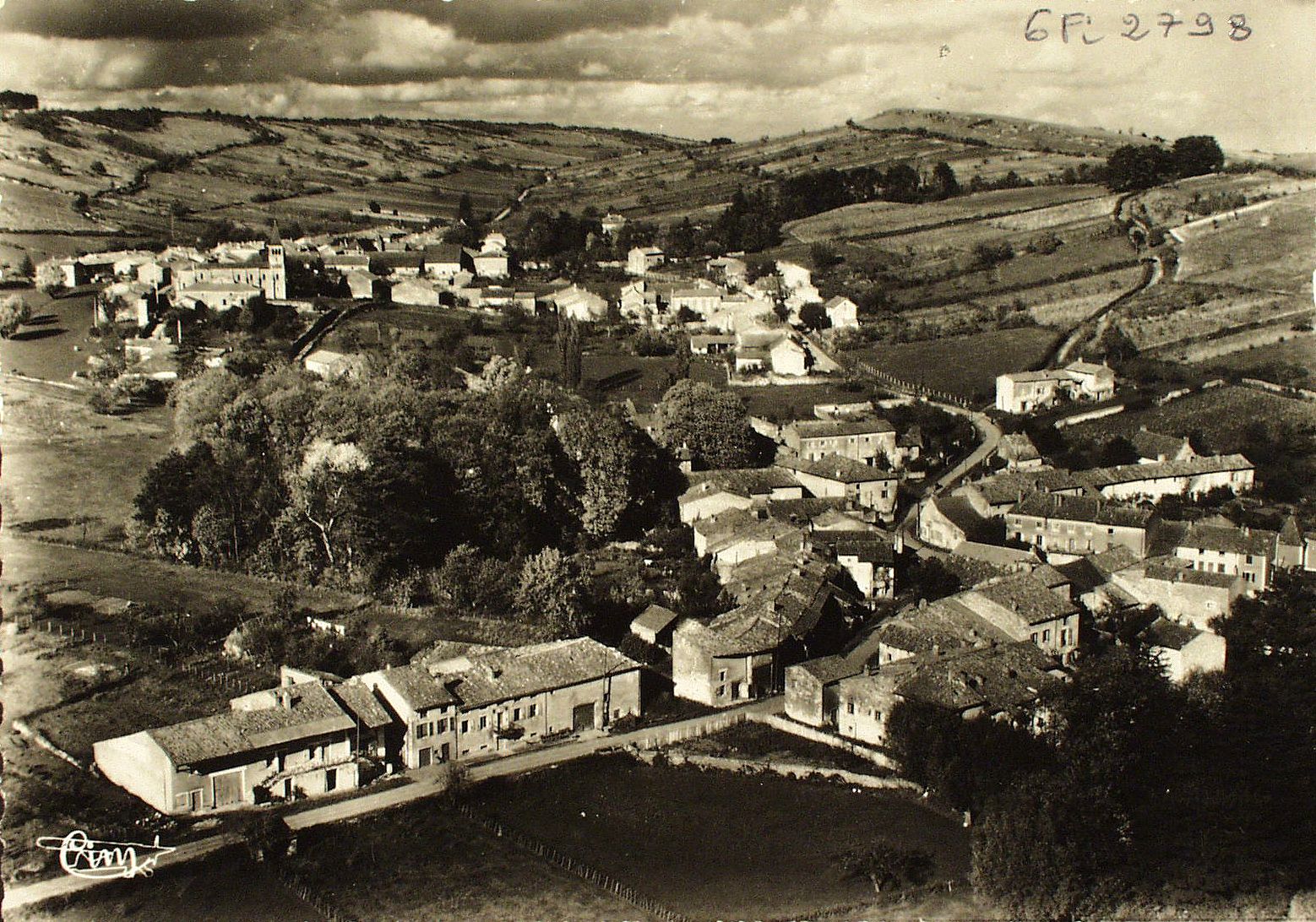 Plottes. Vue panoramique aérienne.