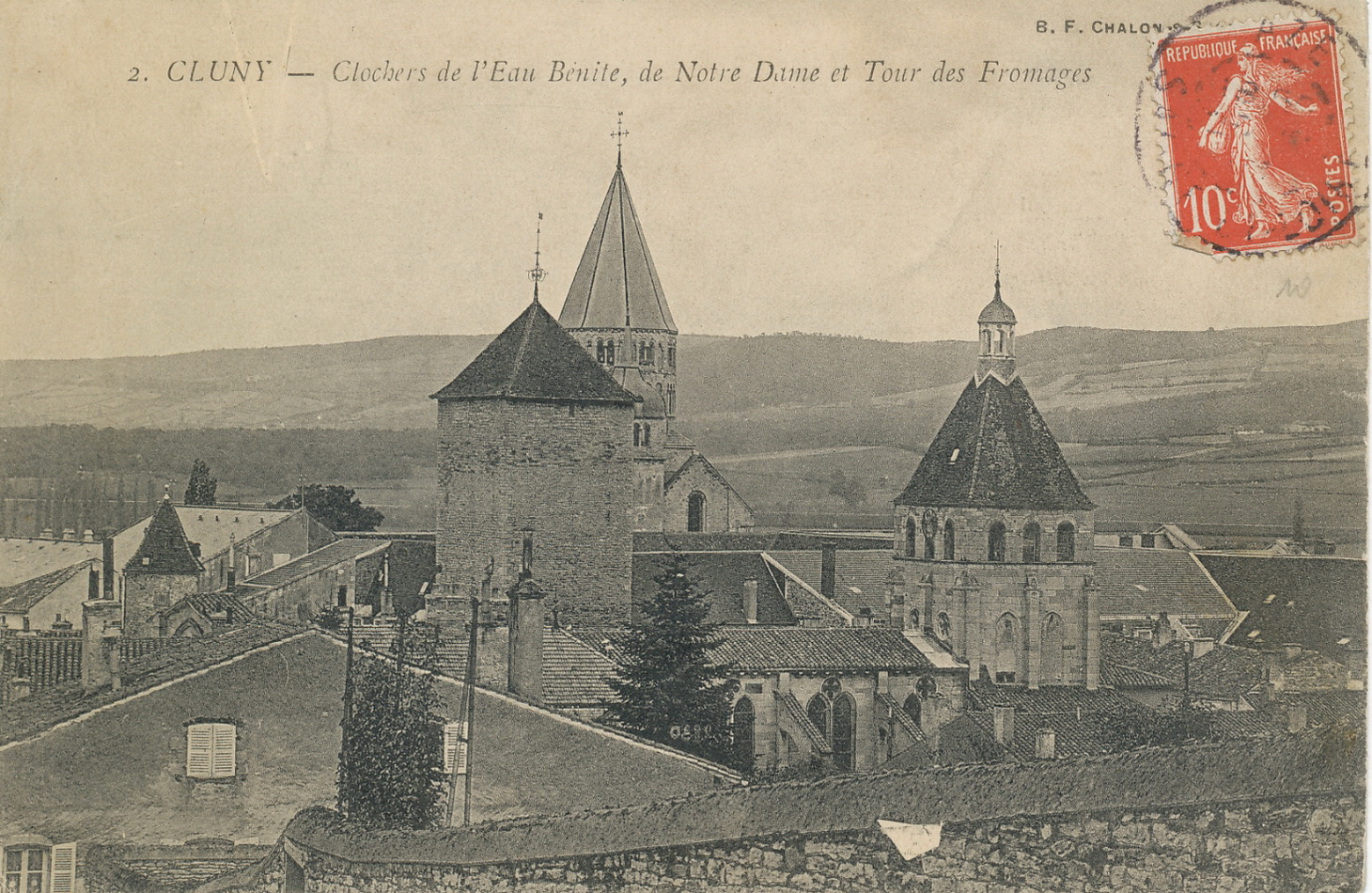 Cluny. Clochers de l'Eau Bénite, de Notre-Dame et Tour des Fromages.