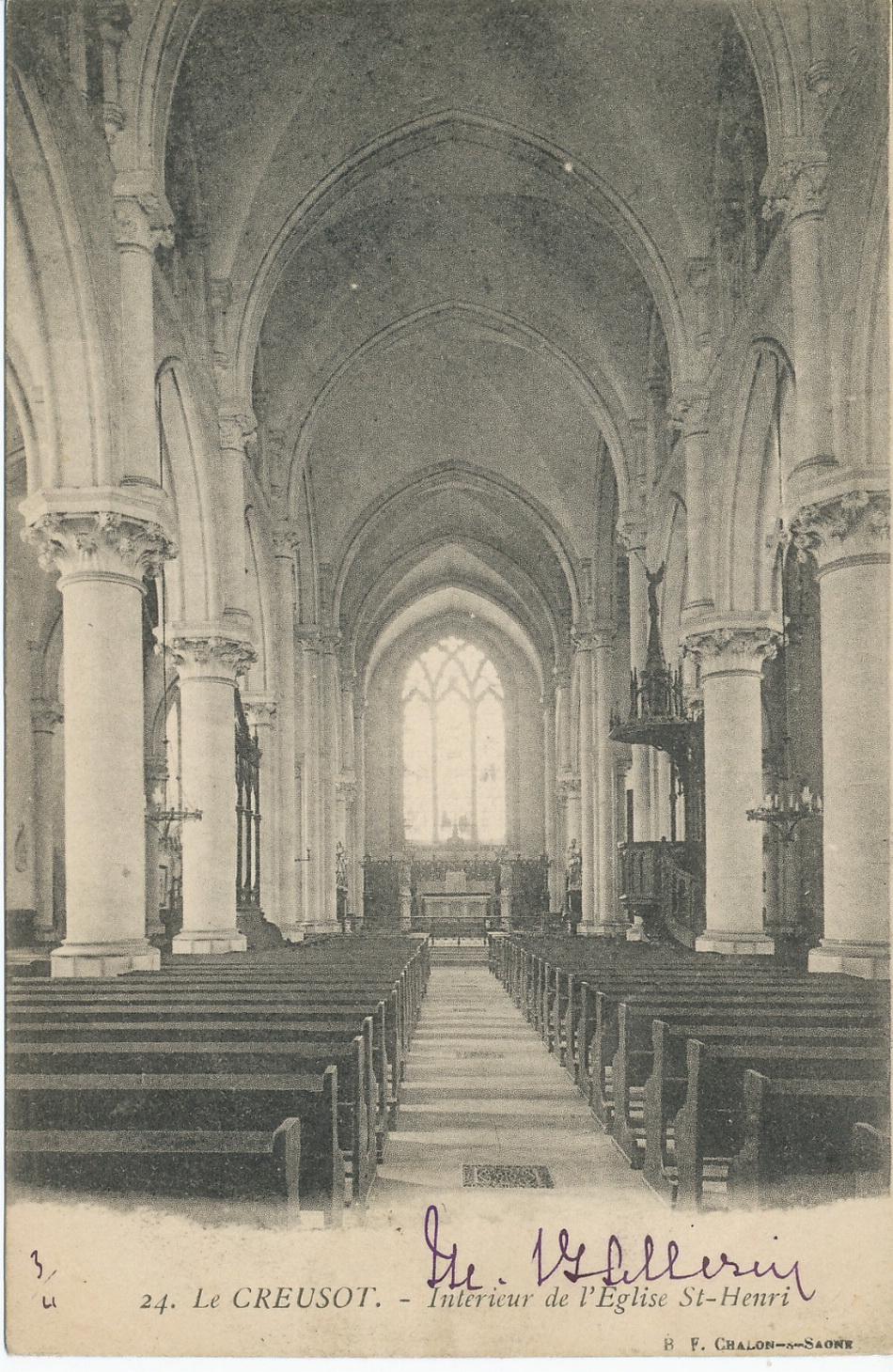 Le Creusot. Intérieur de l'église Saint-Henri.