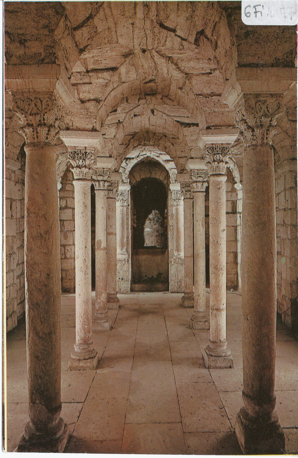 Tournus. Eglise Saint-Philibert. Crypte Saint-Valérien (XIIe s).