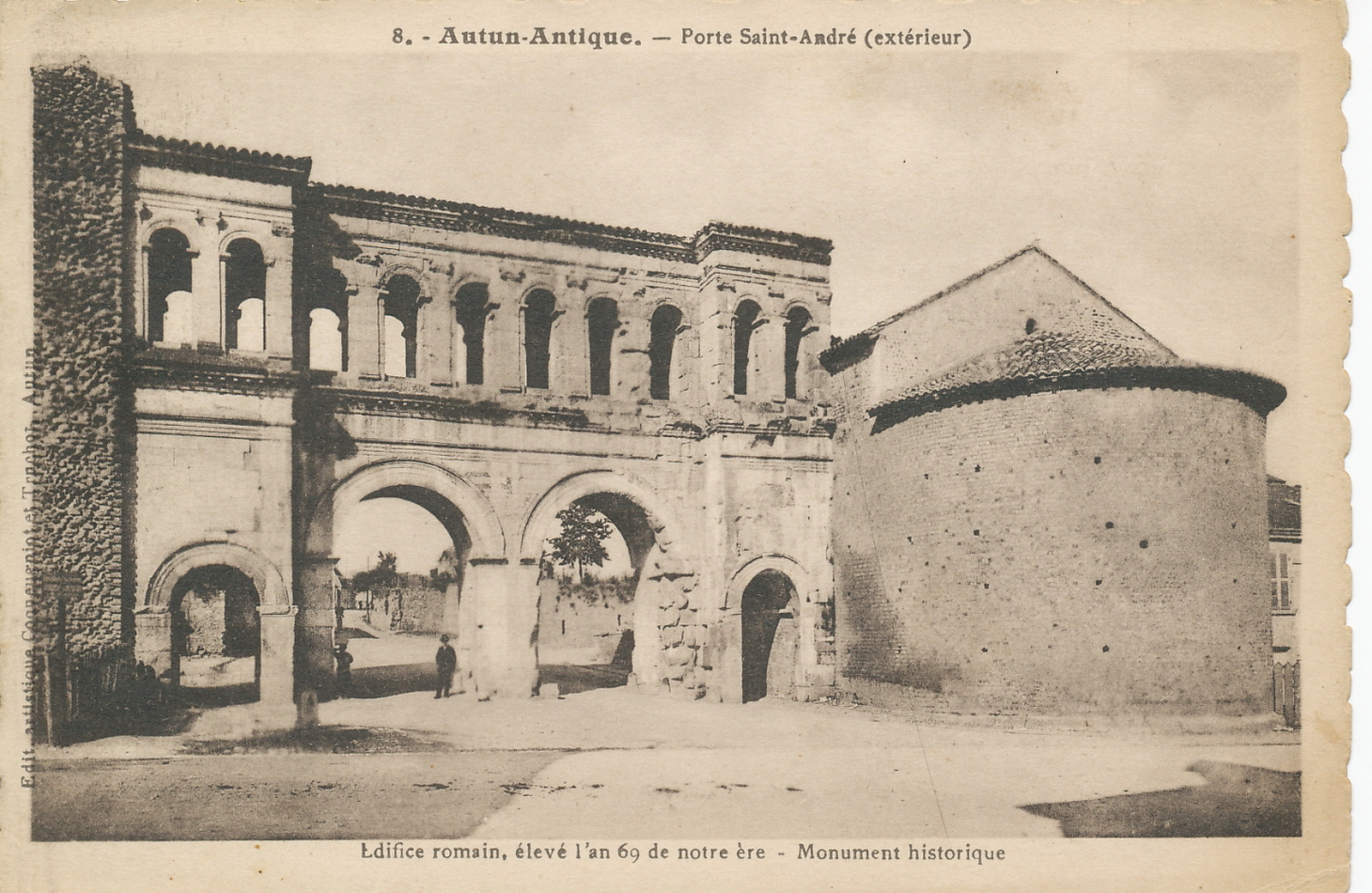 Autun antique. Porte Saint-André (extérieur).