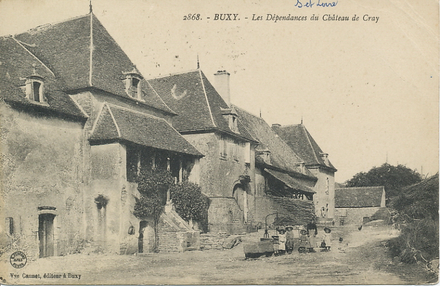 Buxy. Les dépendances du château de Cray.
