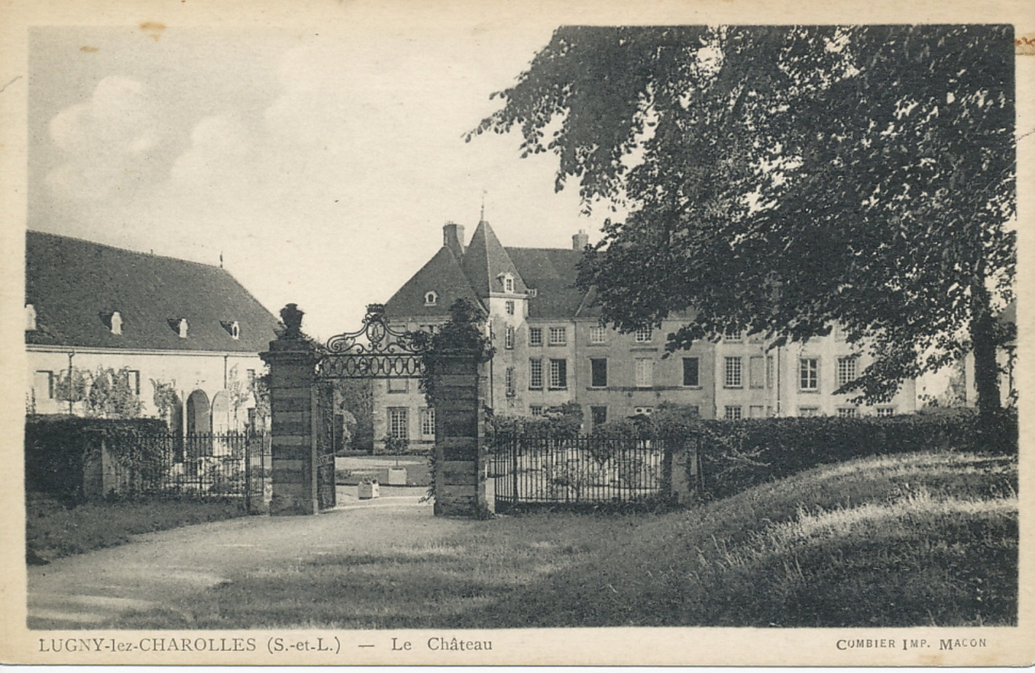 Lugny-lès-Charolles. Le château.