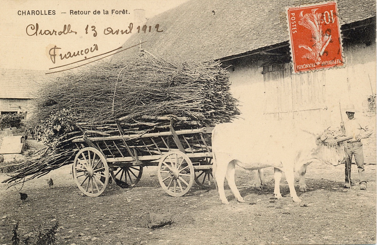 Charolles. Retour de la forêt.